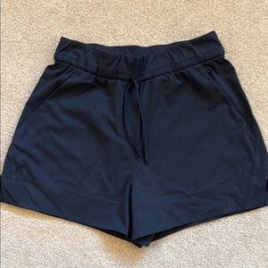 Lululemon drawstring shorts